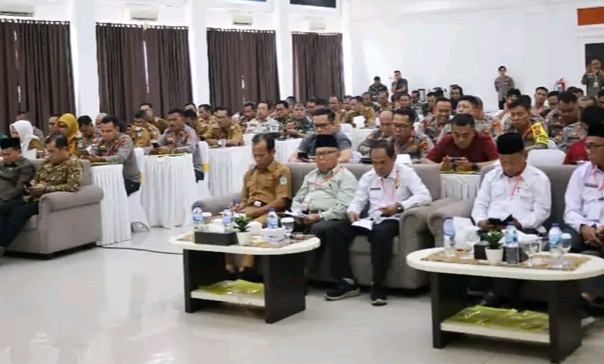 Sekda Alpian Hadiri Rakor Pengamanan Pilkada Serentak Tahun 2024