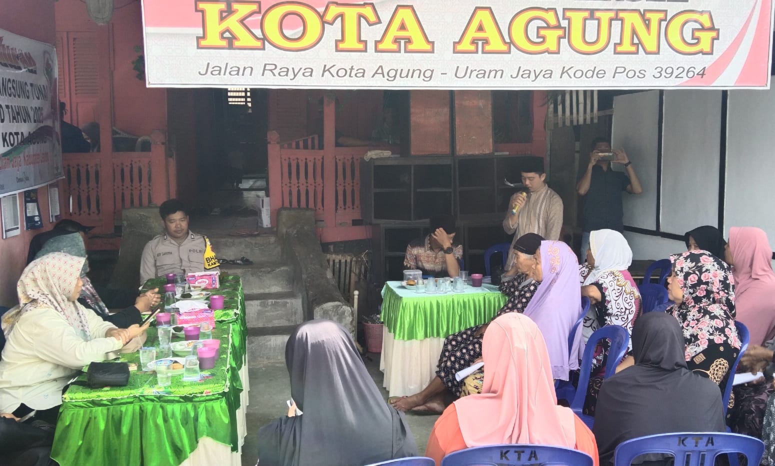 38 KPM Warga Desa Kota Agung Kembali Terima BLT DD