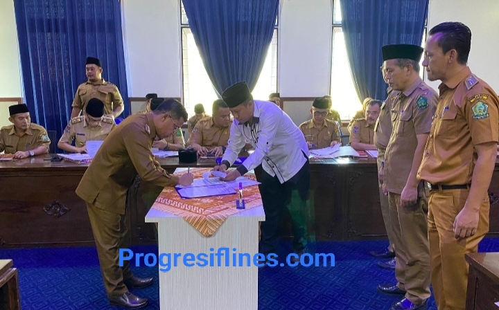 Pejabat Pemkab Lebong Teken PK dan Pakta Integritas